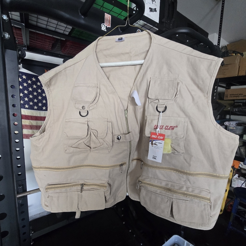 Eagle Claw Fly Fishing Vest NWT